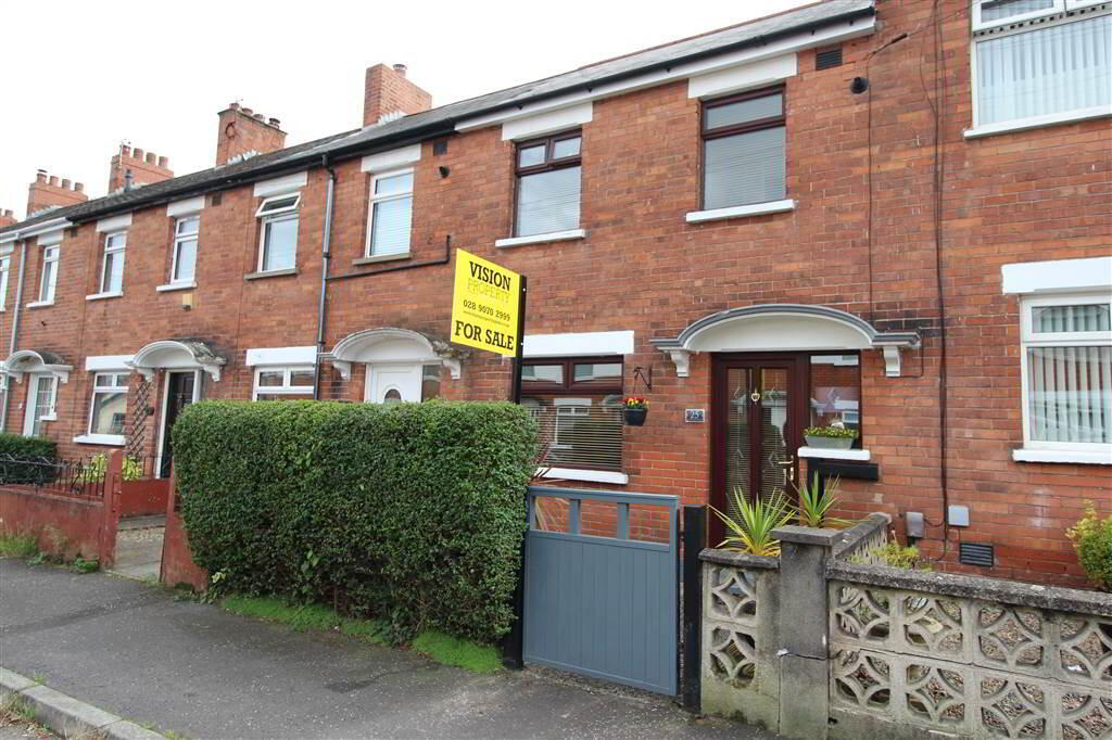 Photo 1 of 25 Loopland Road, Belfast