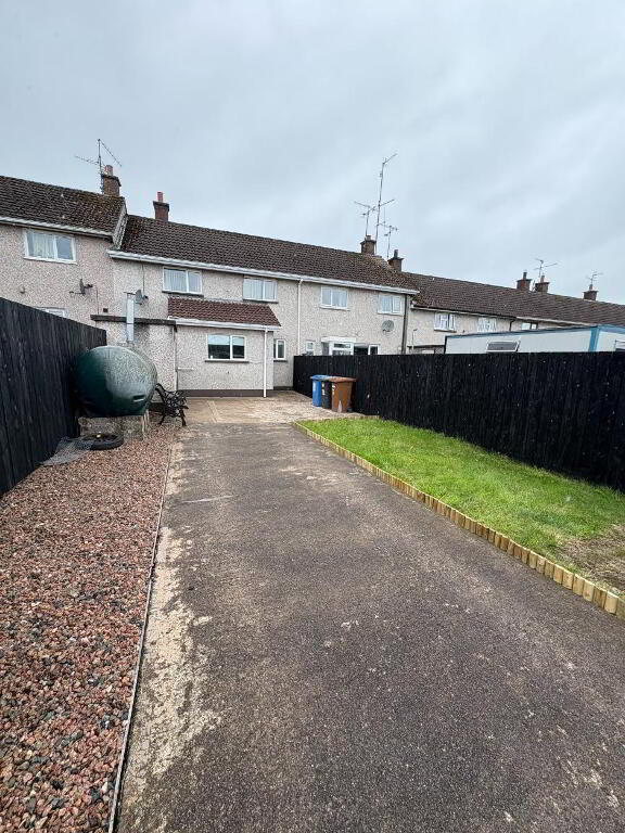 Photo 14 of 22 Bernagh Gardens, Dungannon