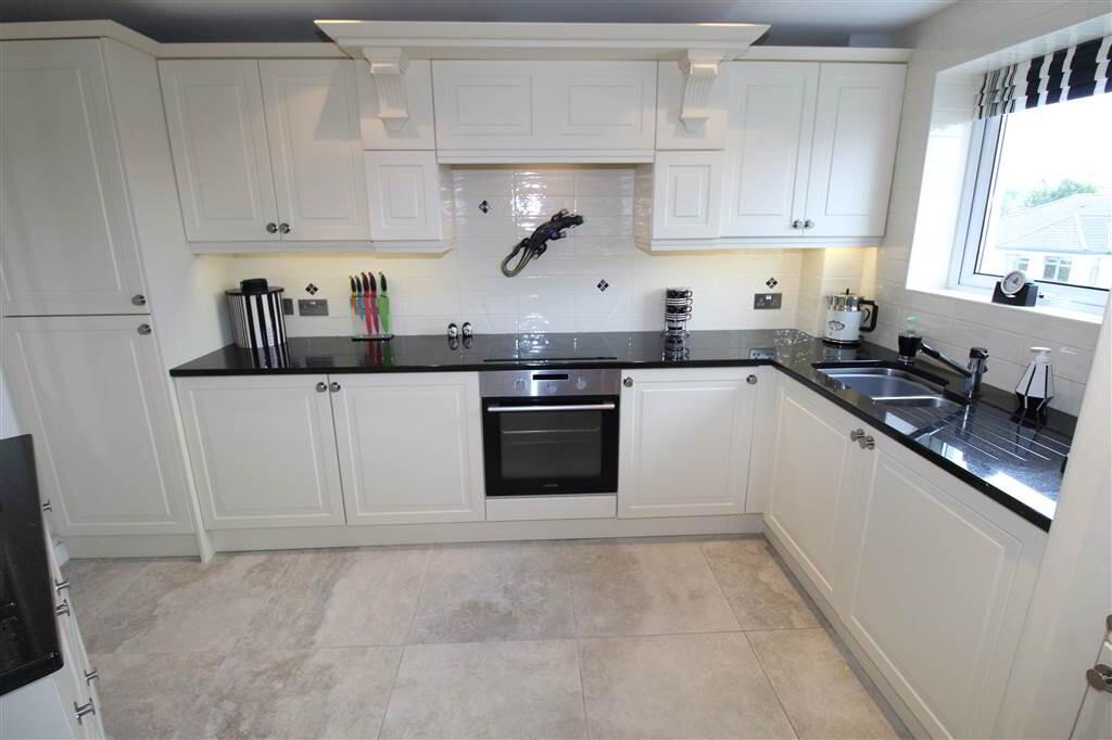 Photo 11 of Apt 11 Ballyholme View, 262 Seacliff Road, Bangor