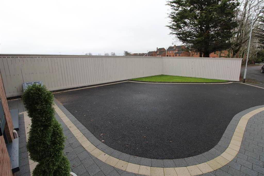 Photo 5 of 24 Graham Gardens, Balfast, Belfast