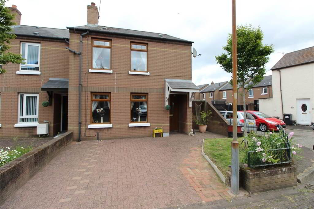 Photo 1 of 17 Kenbaan Court, Belfast