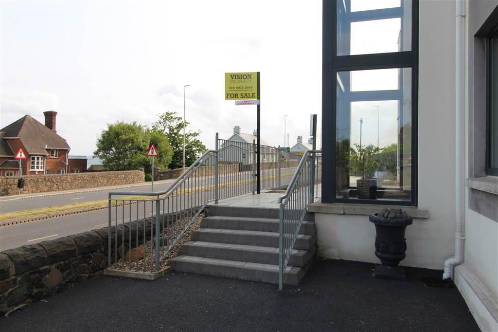 Photo 3 of Apt 3, 84 Shore Road, Greenisland, Carrickfergus