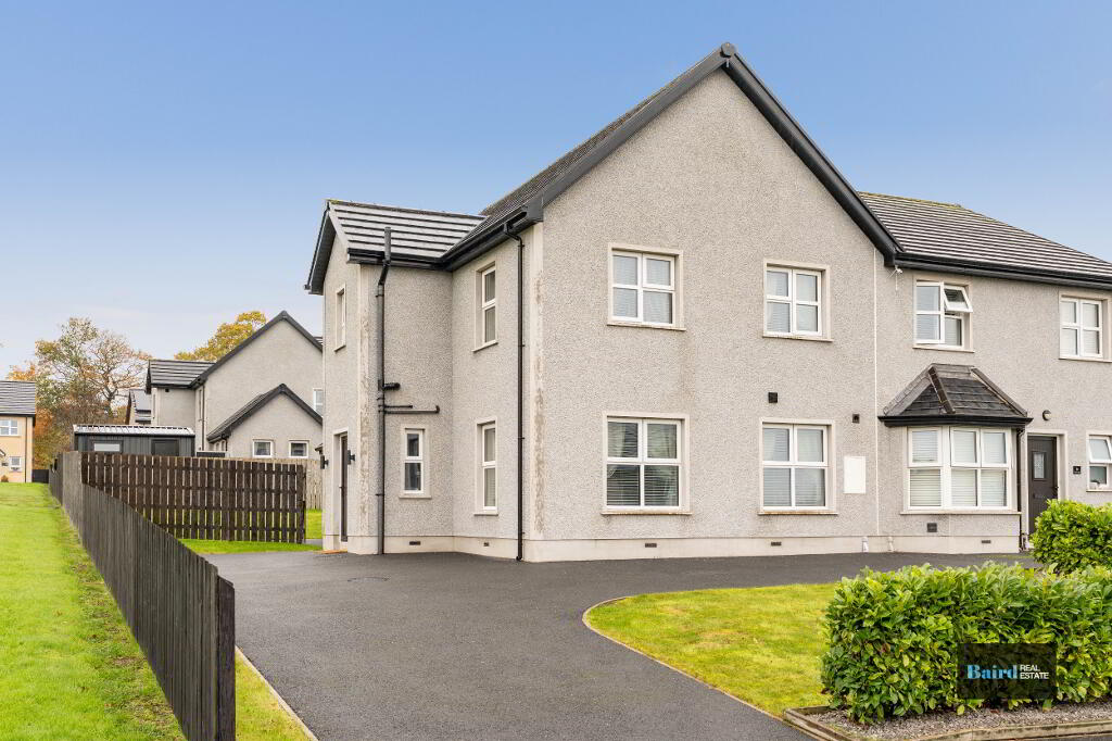 11 Derrywinnin Heights