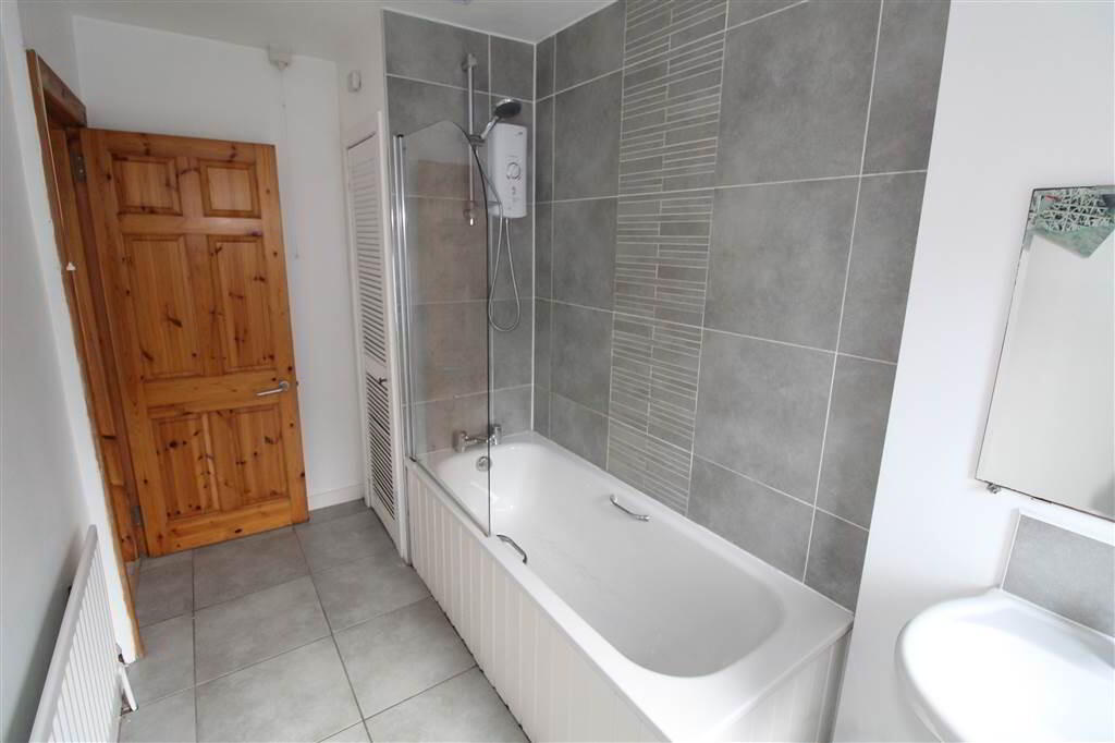 Photo 9 of 56 Dunraven Crescent, Belfast