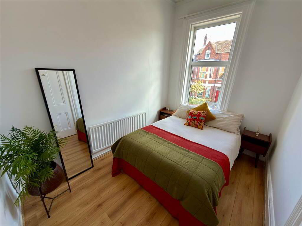 Photo 8 of Flat C, 3 The Mount, Belfast