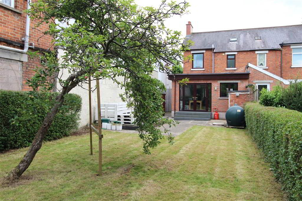Photo 16 of 270 Castlereagh Road, Belfast