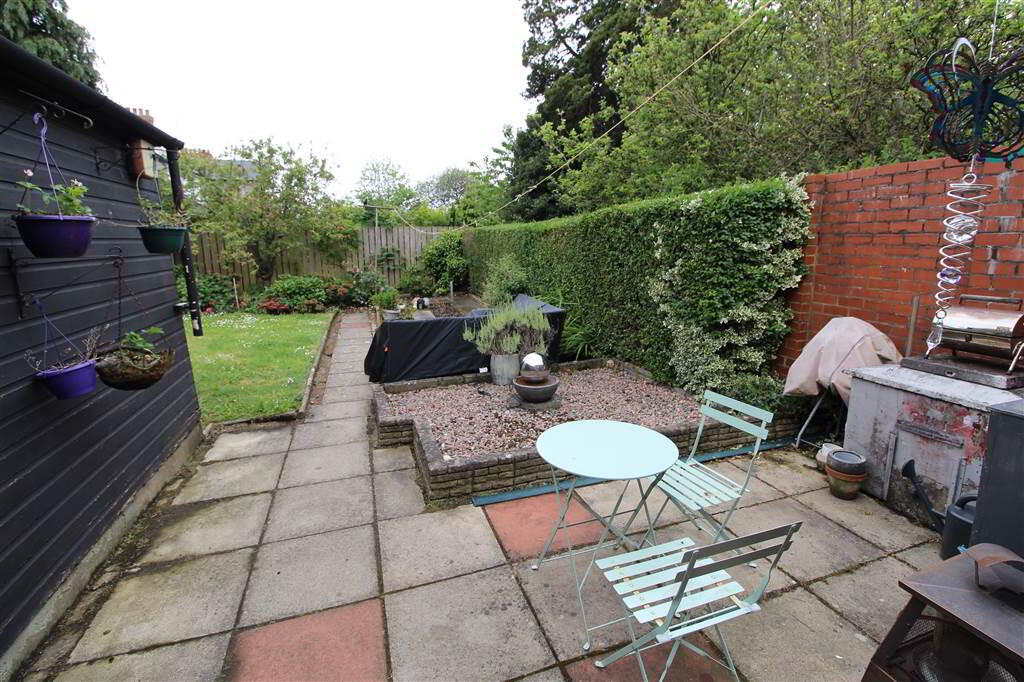 Photo 18 of 363 Castlereagh Road, Belfast