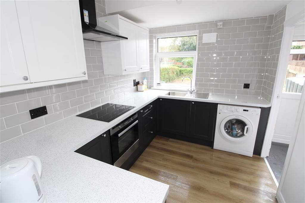 Photo 6 of 38 The Striaght, Belfast