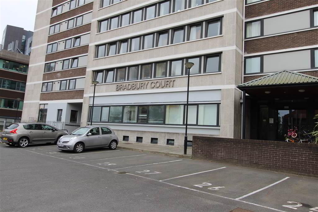 Photo 2 of 1401 Bradbury Court, Jubilee Road, Belfast