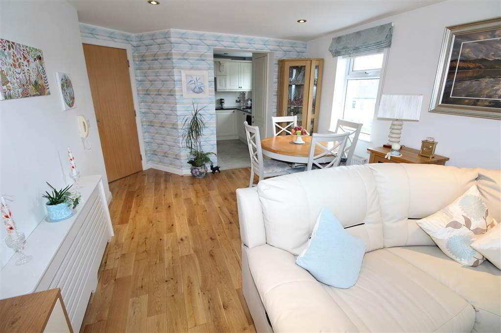 Photo 10 of Apt 11 Ballyholme View, 262 Seacliff Road, Bangor