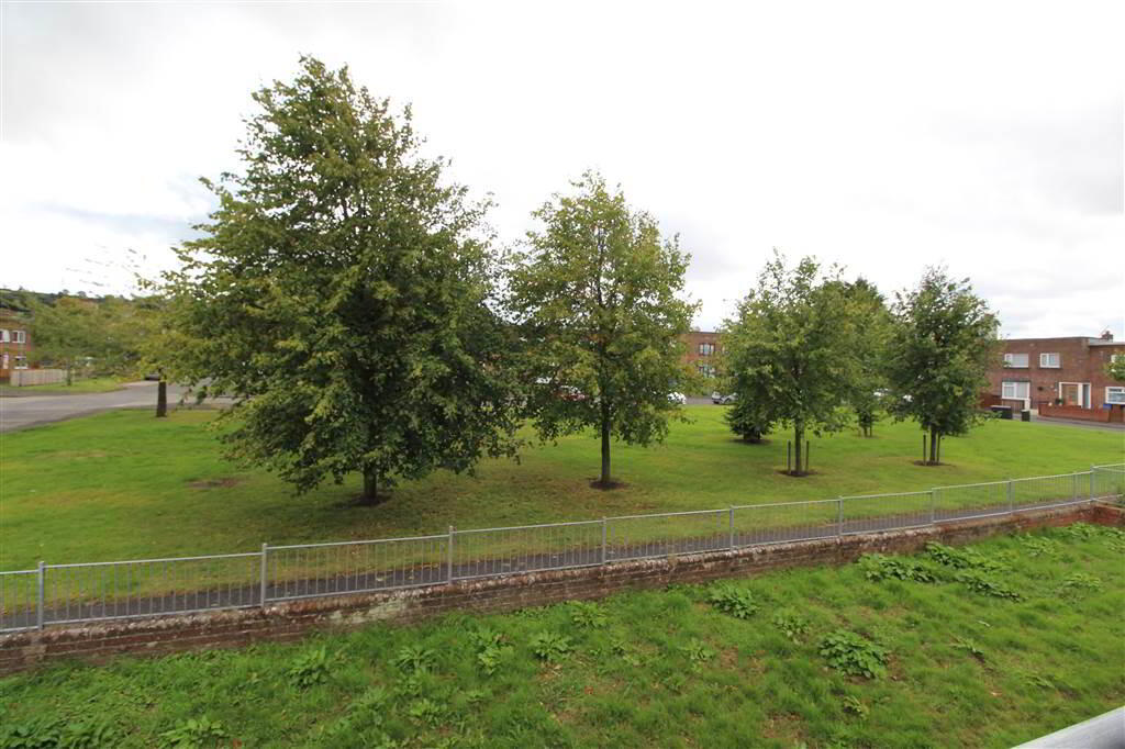 Photo 4 of 23b Sheskin Way, Belfast