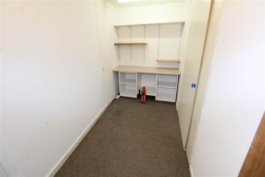 Photo 5 of 143 Ravenhill Road, Belfast