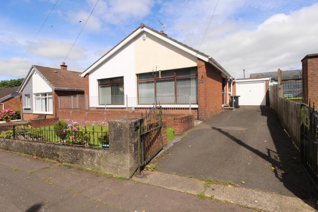 Photo 1 of 4 Carnhill Gardens, Newtownabbey