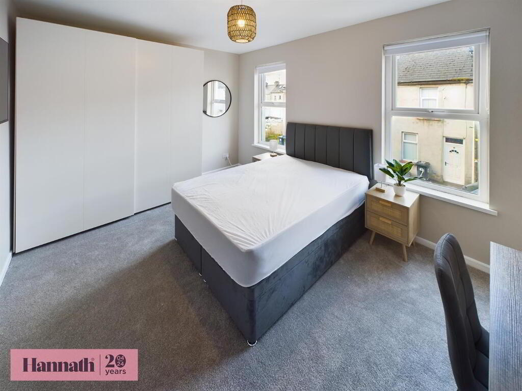  Room 3, 13 Harford Street