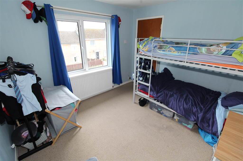 Photo 8 of 34 Woodview Drive, Belfast