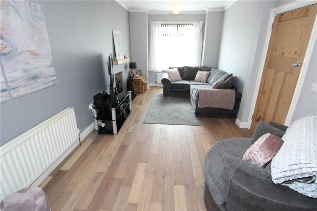 Photo 6 of 270 Castlereagh Road, Belfast