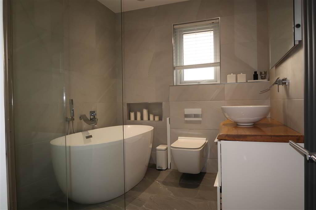 Photo 42 of 24 Graham Gardens, Balfast, Belfast