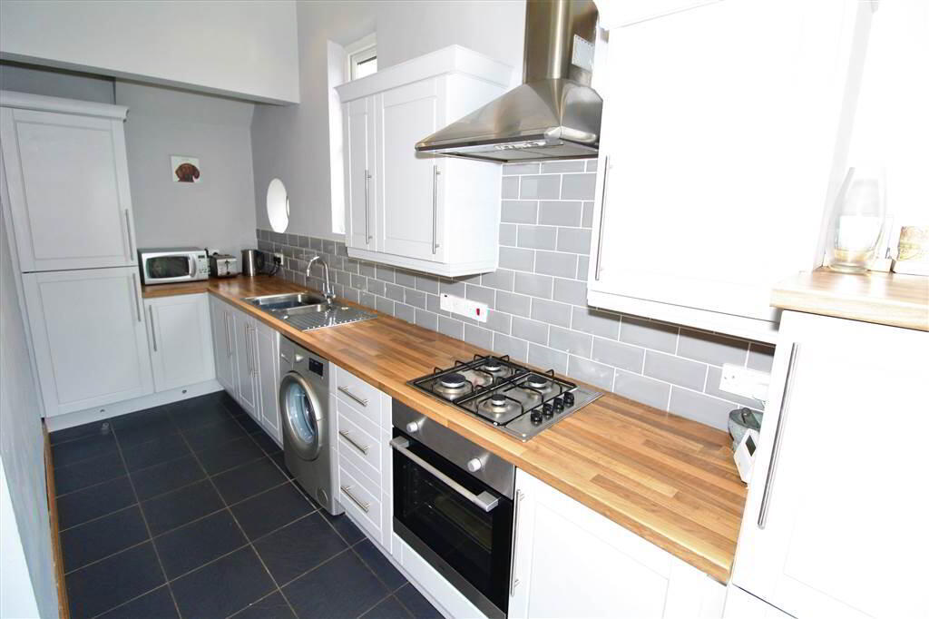 Photo 8 of 364 Castlereagh Road, Belfast
