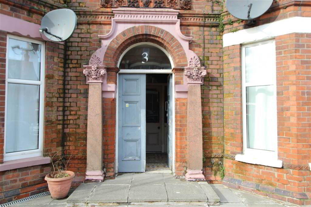 Photo 2 of Flat C, 3 The Mount, Belfast