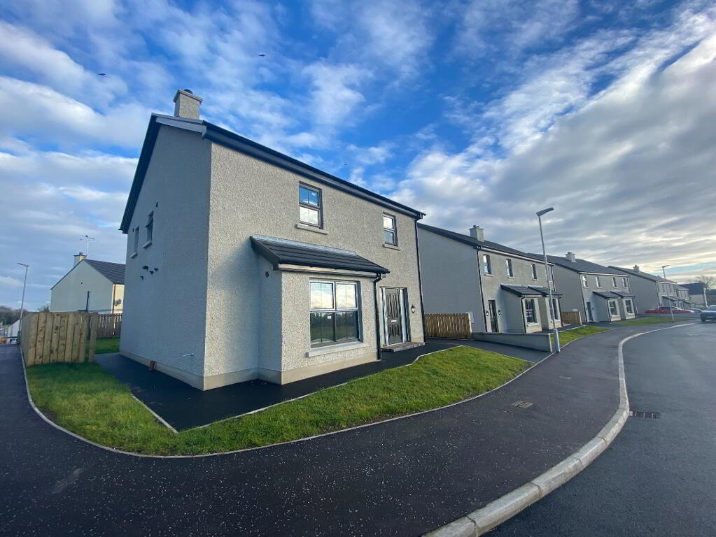 Photo 1 of 4 Bed Detached, Millstone Drive, Irvinestown