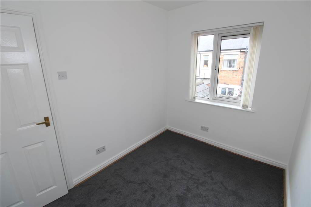 Photo 7 of 4 York Drive, Belfast
