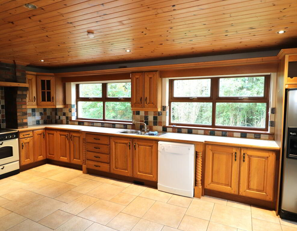 Photo 8 of 27 Kiltyclay Road, Cookstown