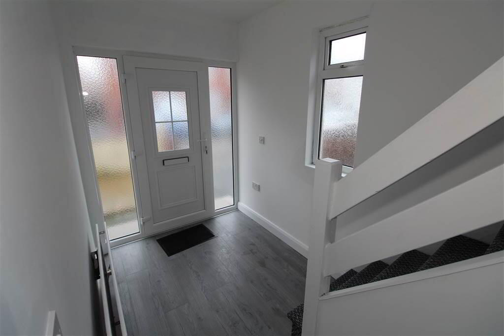 Photo 2 of 51 Loopland Drive, Belfast