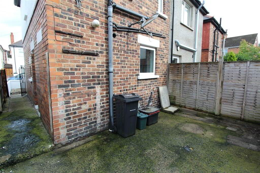 Photo 11 of 56 Dunraven Crescent, Belfast