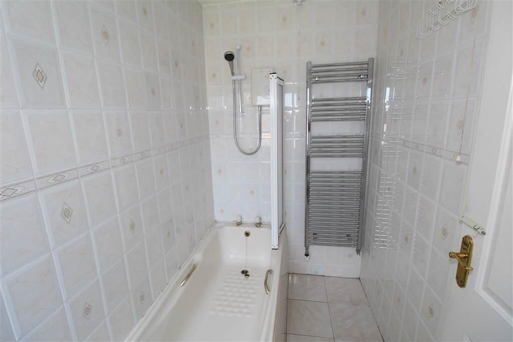 Photo 10 of 18b Lissan Close, Belfast