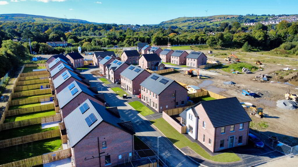 Photo 5 of Linen Grove, L'Derry