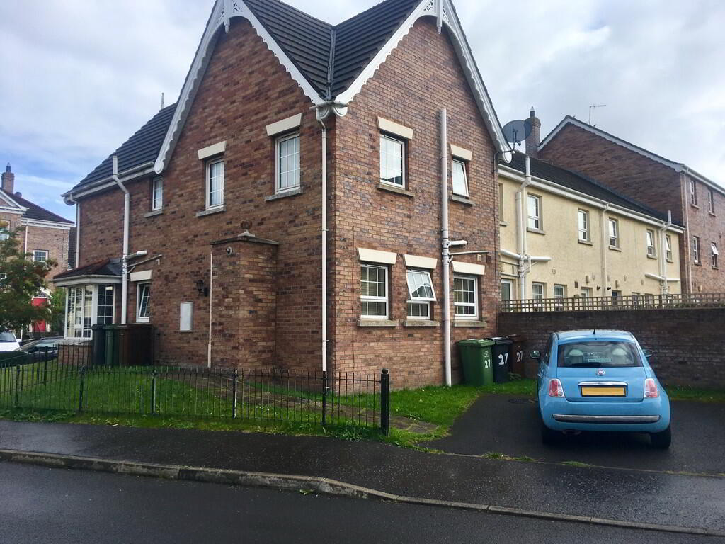 Photo 1 of 27 Berkeley Hall Court, Lisburn