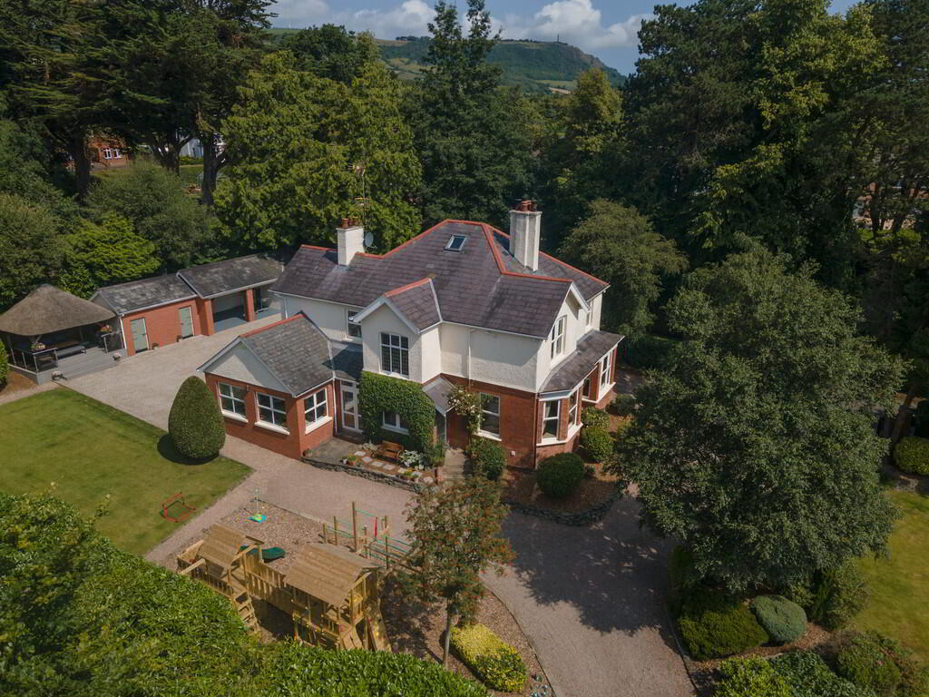 Photo 1 of Hillside Lodge, 113 Jordanstown Road, Jordanstown, Newtownabbey