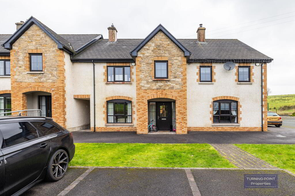 Photo 1 of 8 Carn Hill, Irvinestown