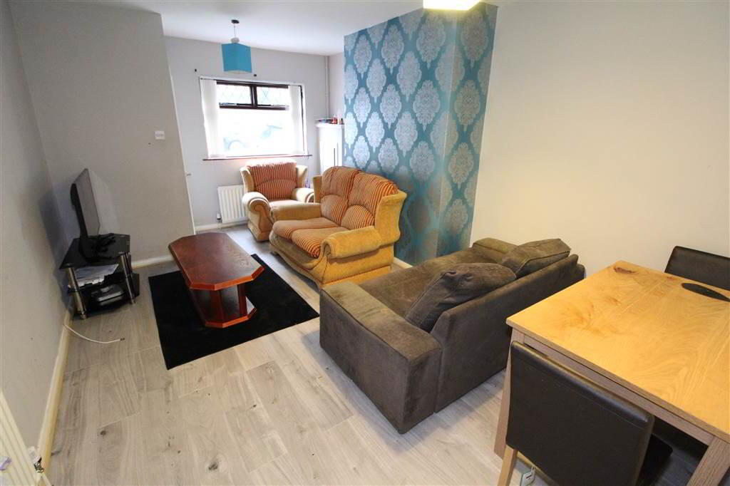 Photo 3 of 30 Low Road, Lisburn