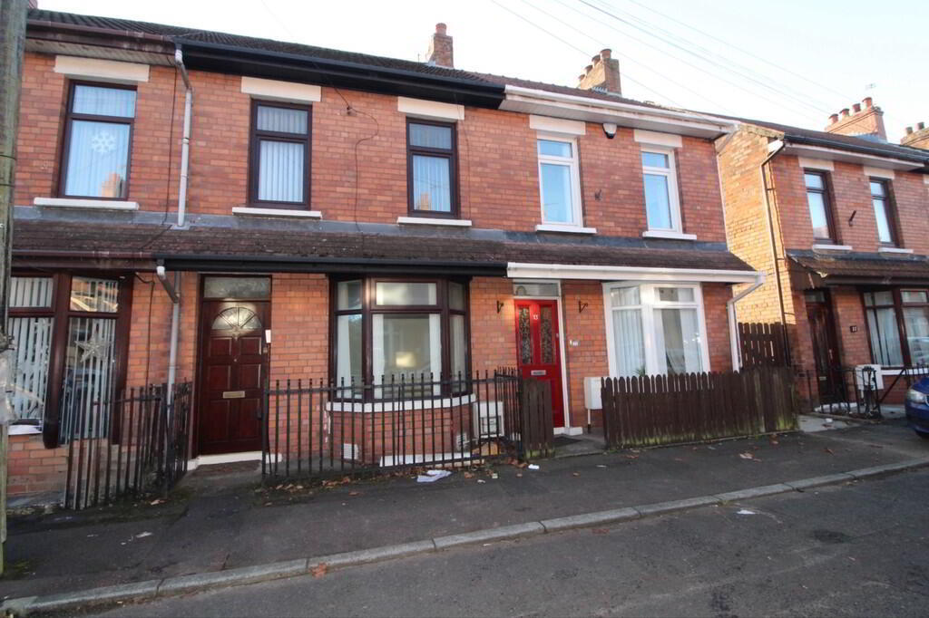 Photo 1 of 15 Oakmount Drive, Belfast