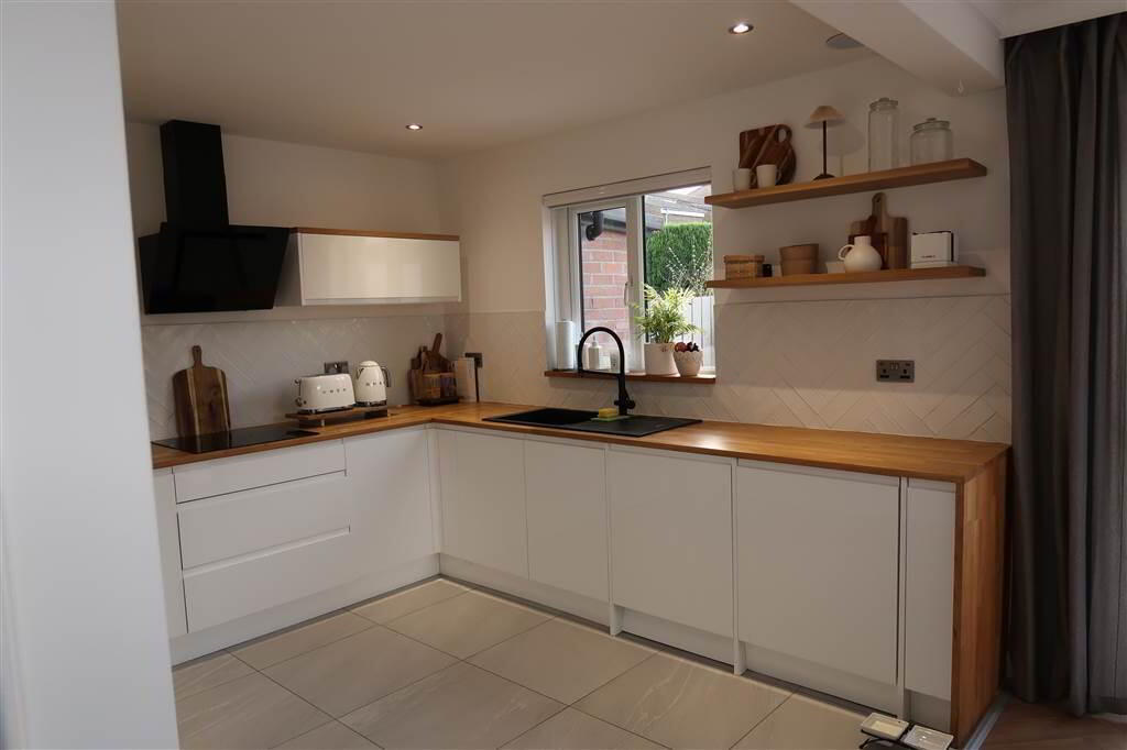 Photo 21 of 24 Graham Gardens, Balfast, Belfast