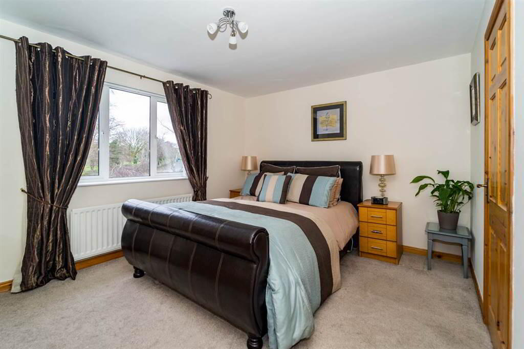 Photo 19 of 25 Hawthorn Hill, Newtownards