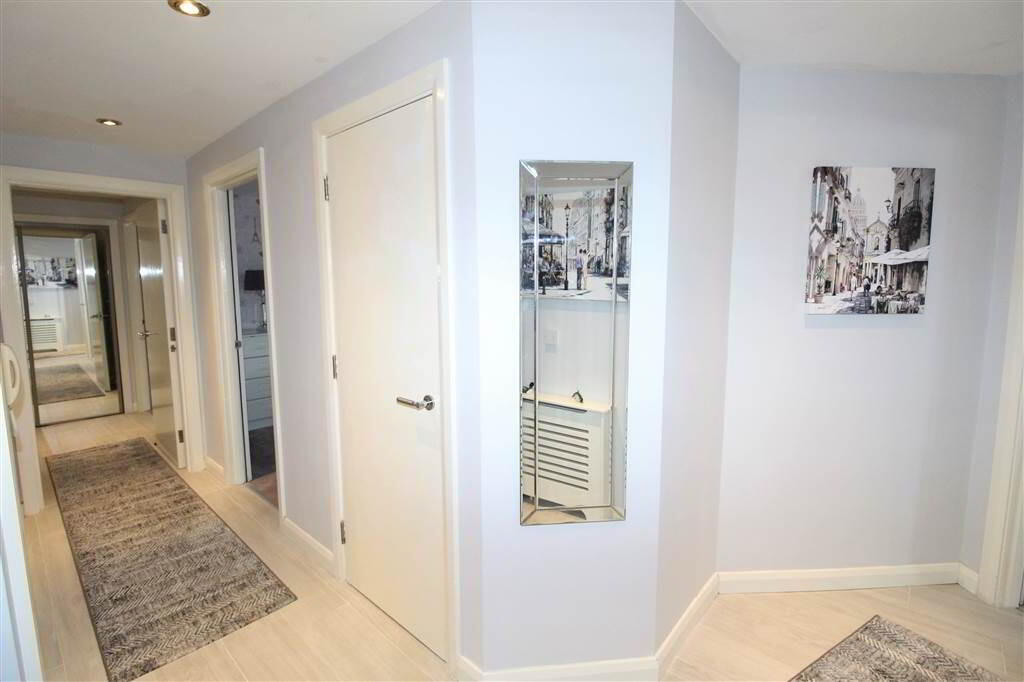Photo 5 of Apt 11 Ballyholme View, 262 Seacliff Road, Bangor