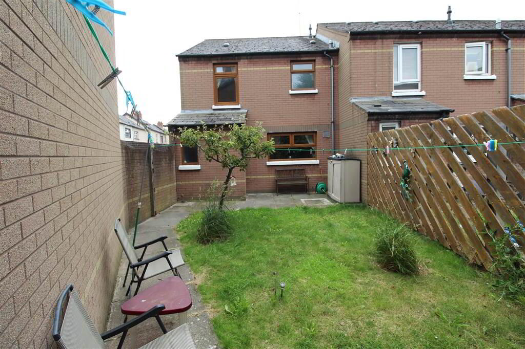 Photo 11 of 17 Kenbaan Court, Belfast