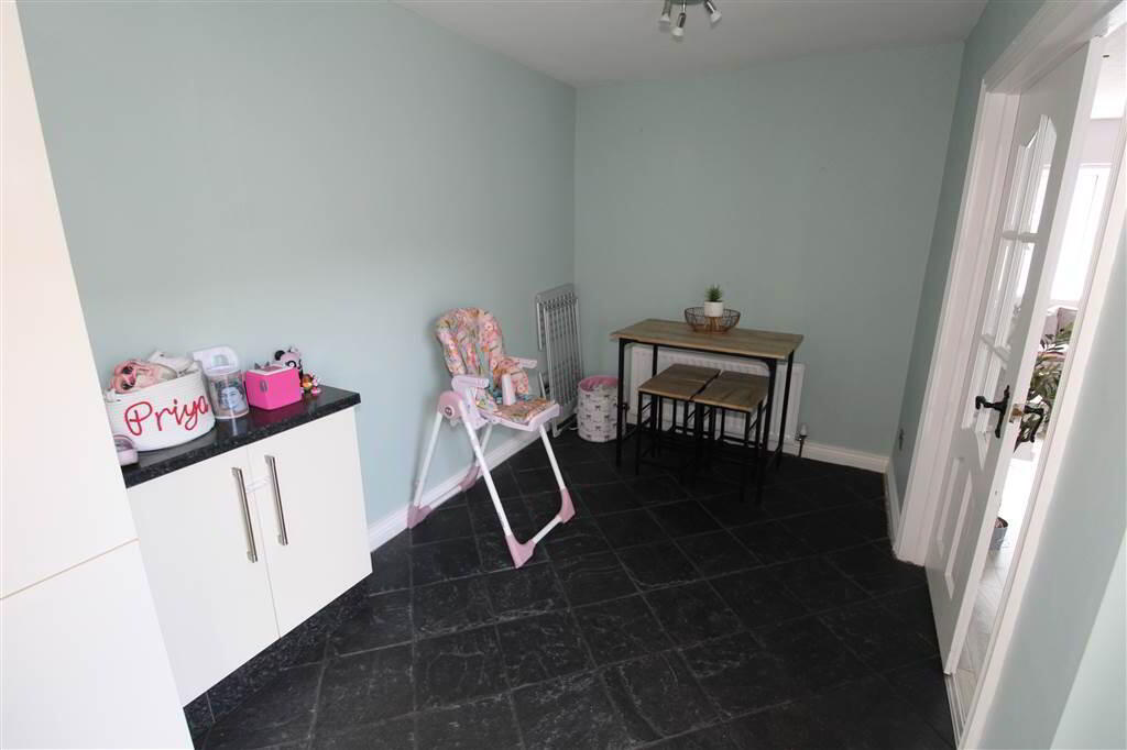Photo 5 of 61 Hornby Street, Belfast