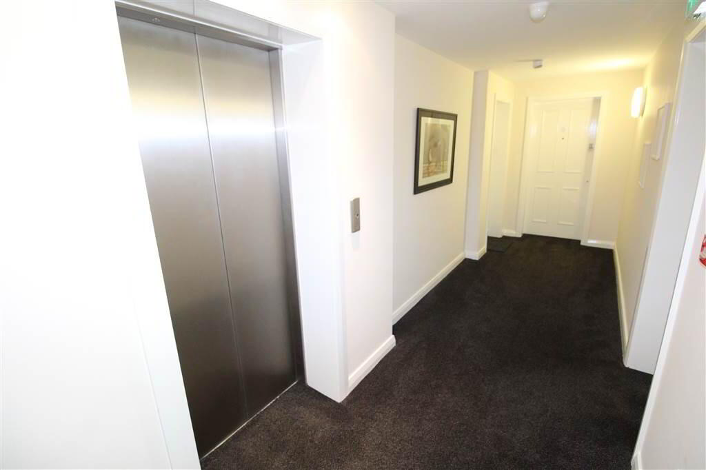 Photo 2 of Apt 11 Ballyholme View, 262 Seacliff Road, Bangor