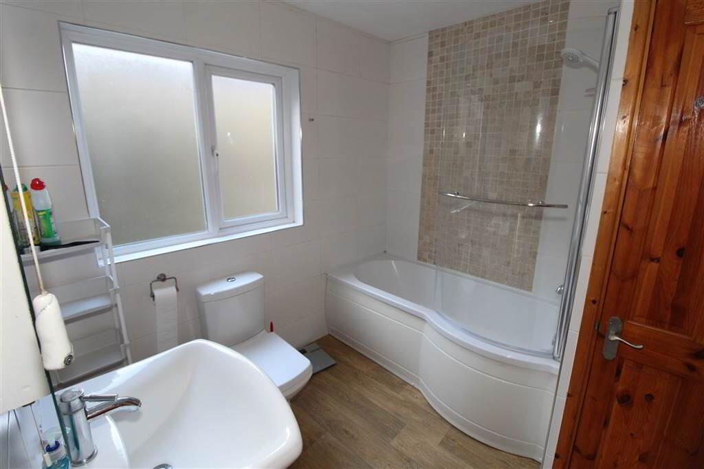 Photo 9 of 230 Beersbridge Road, Belfast