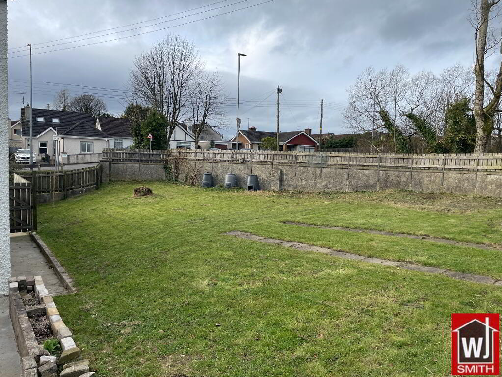Photo 40 of 16 Breezemount Park, Castlederg