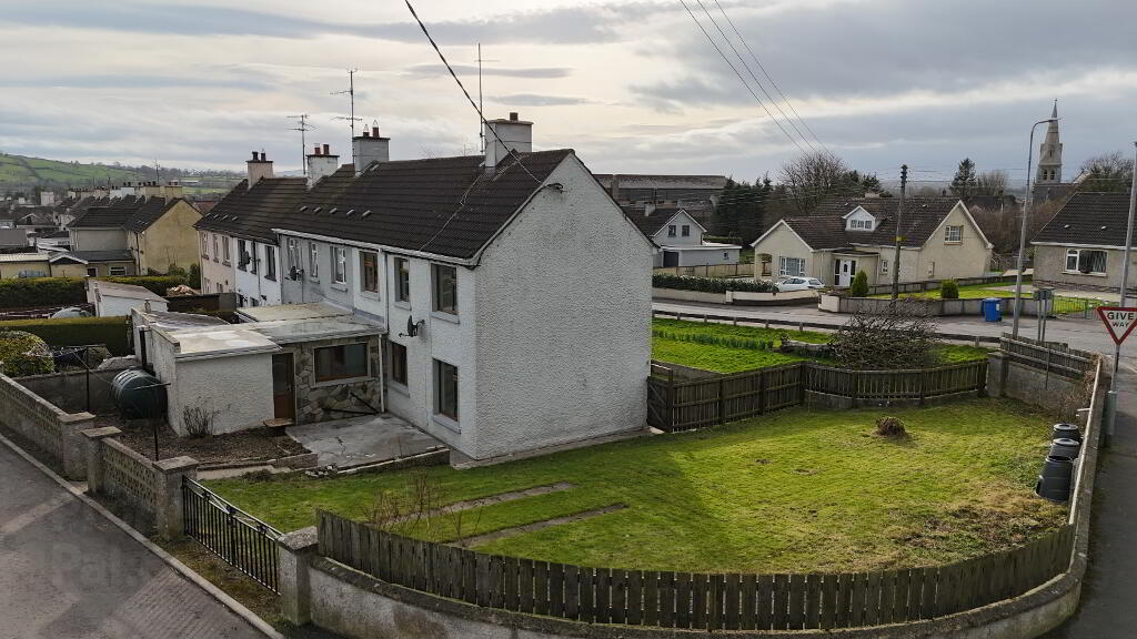 Photo 43 of 16 Breezemount Park, Castlederg