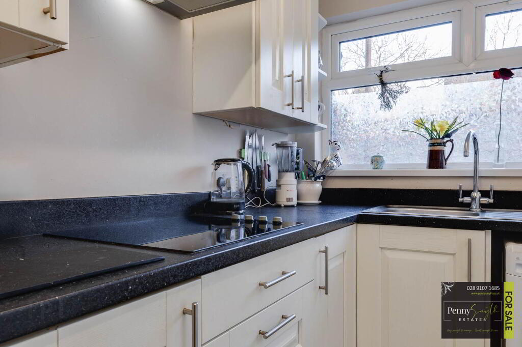 Photo 14 of 5 Harbour Road, Groomsport