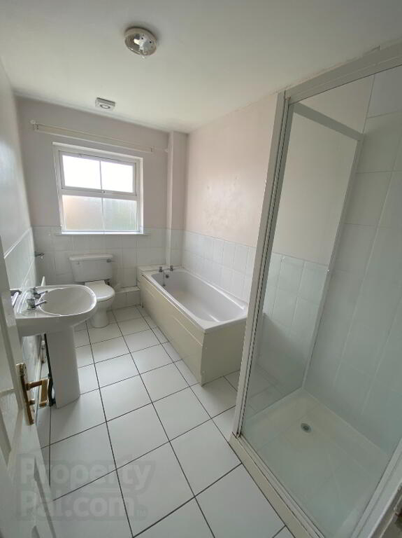 Photo 7 of 126 Shepherds Glen, Londonderry