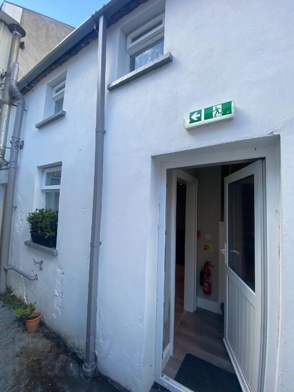 Photo 2 of 20 Clarendon Street, L'Derry