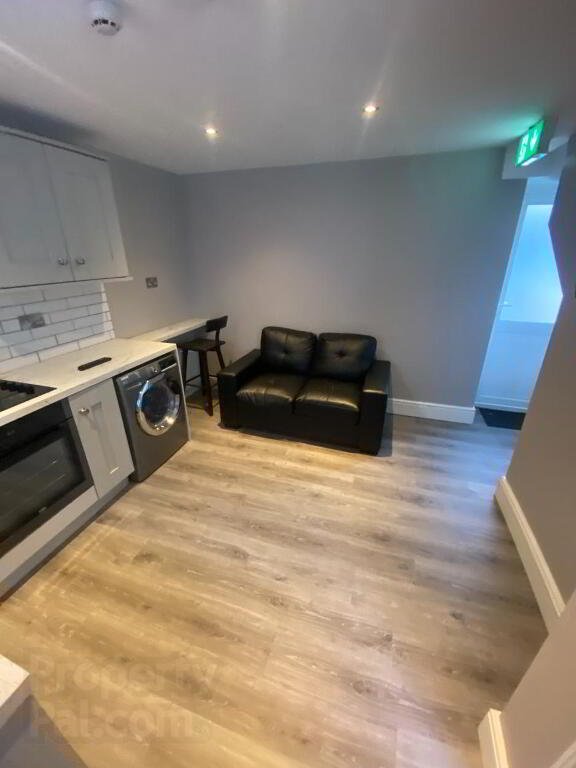 Photo 4 of 20 Clarendon Street, L'Derry