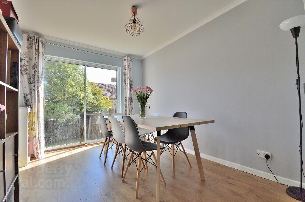 Photo 7 of 66 Carlton Heights, Bangor