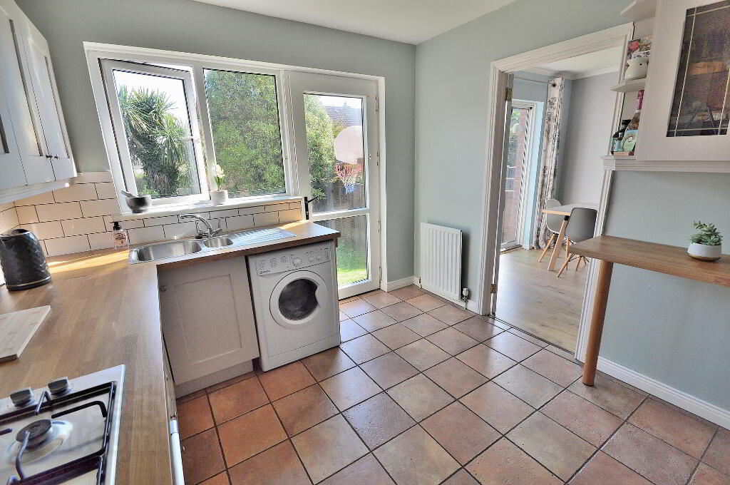 Photo 10 of 66 Carlton Heights, Bangor